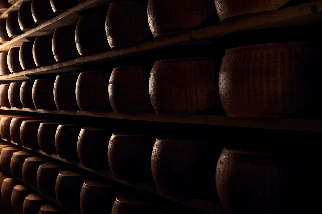 Cosa succede durante la stagionatura del Parmigiano