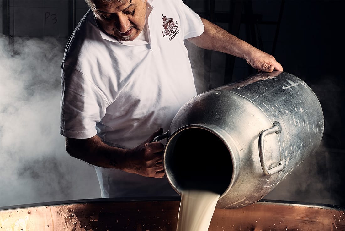 Quali sono gli ingredienti del Parmigiano Reggiano?